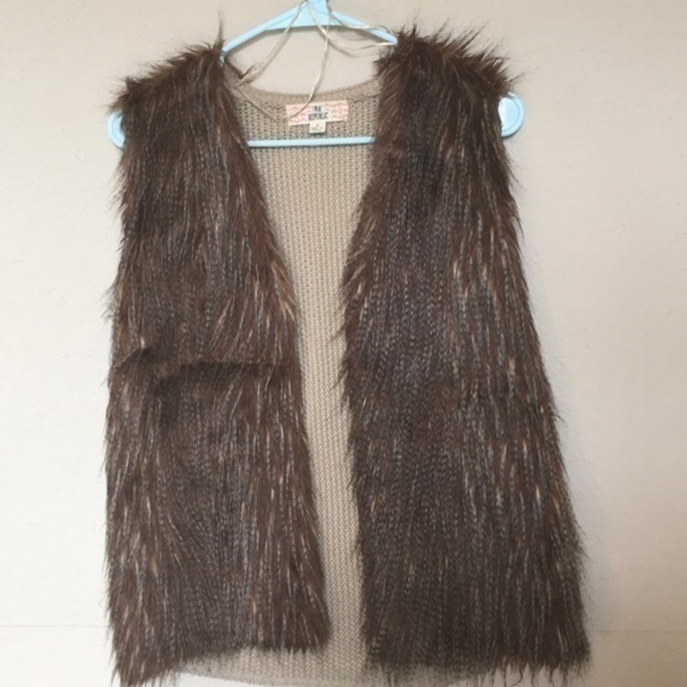 FINAL $ Pink Republic faux fur vest with knit back…